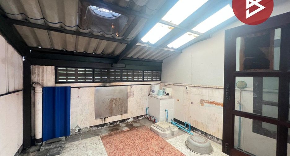 Casa adosada en venta de 4 habitaciones en Rat Burana, Bangkok