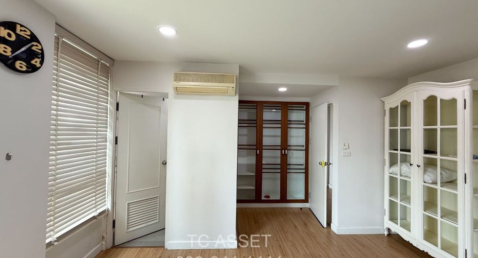 ขาย 2 ห้องนอน คอนโด ใน วัฒนา, กรุงเทพฯ