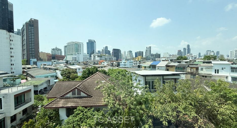 ขาย 2 ห้องนอน คอนโด ใน วัฒนา, กรุงเทพฯ