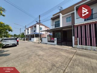 For sale 2 bedrooms townhouse in Mueang Samut Sakhon, Samut Sakhon