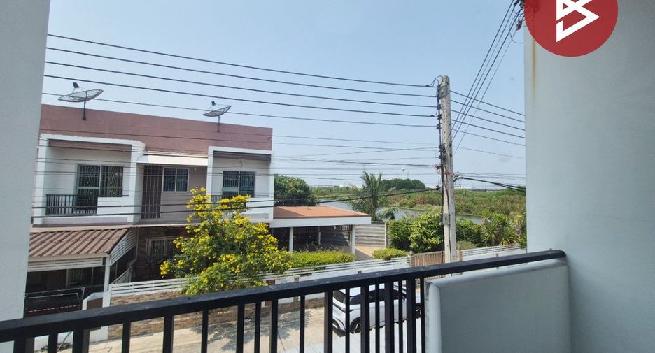 For sale 2 bedrooms townhouse in Mueang Samut Sakhon, Samut Sakhon