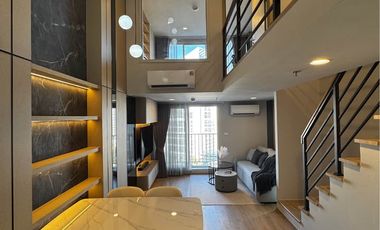 For rent 2 bedrooms condo in Bang Rak, Bangkok