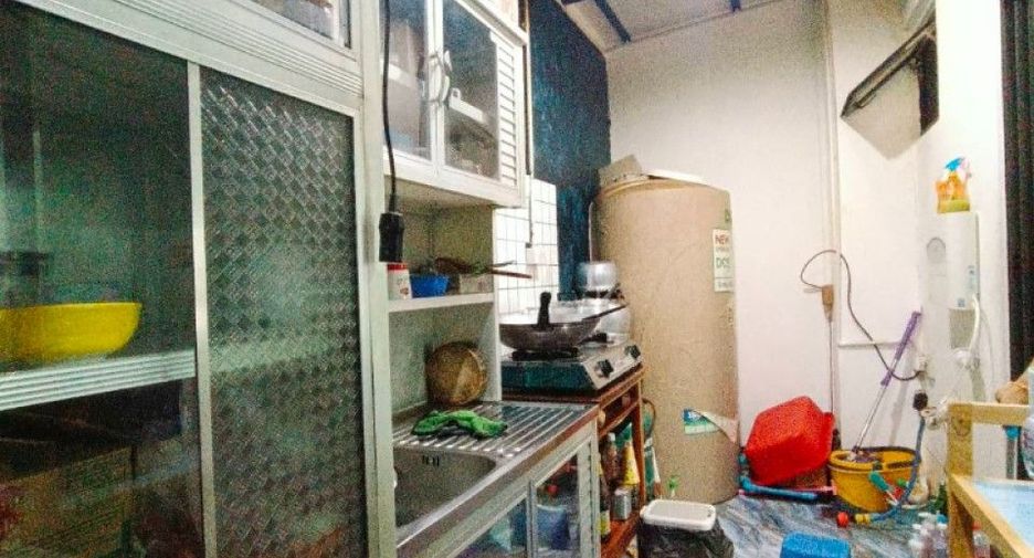 For sale 2 ベッドルーム townhouse in Bang Phli, Samut Prakan