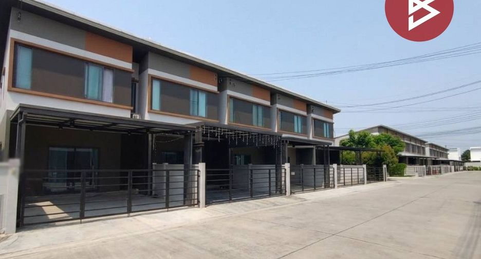 For sale 2 ベッドルーム townhouse in Bang Phli, Samut Prakan