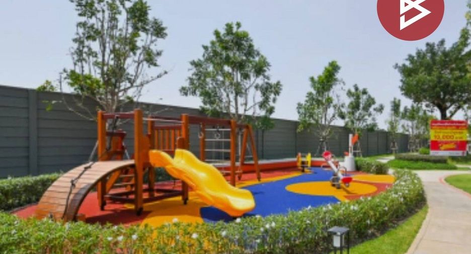 For sale 2 ベッドルーム townhouse in Bang Phli, Samut Prakan