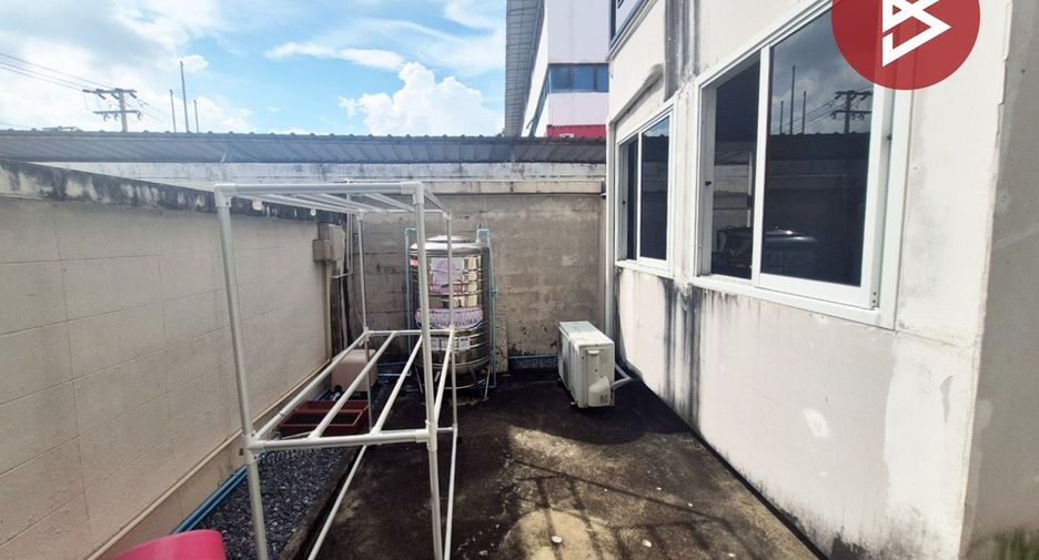 For sale 3 bedrooms townhouse in Bang Phli, Samut Prakan