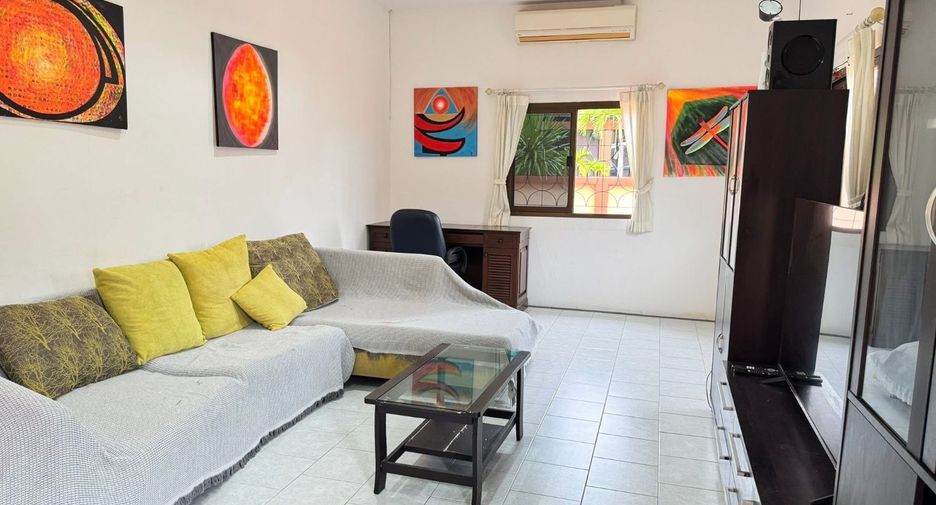 À louer 2 chambres maison à Huay Yai, Pattaya