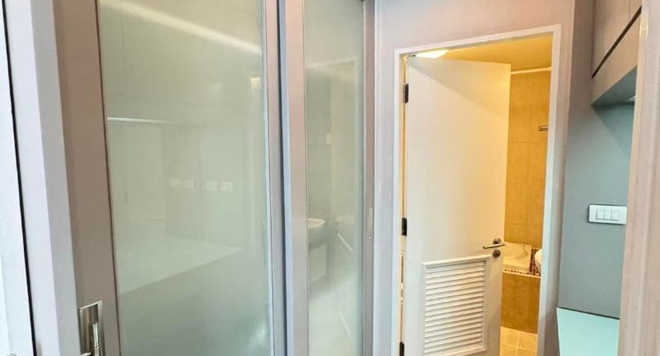 À louer 1 chambre condo à Watthana, Bangkok
