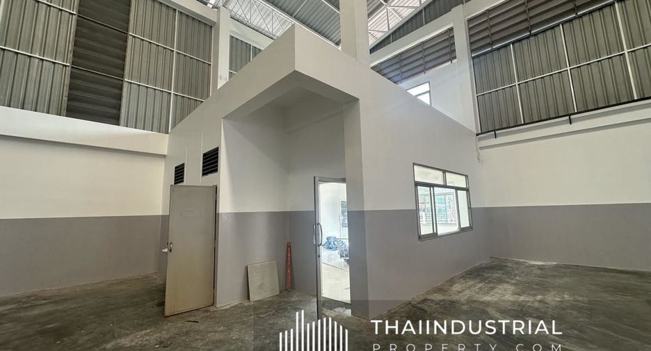 For rent warehouse in Mueang Samut Prakan, Samut Prakan
