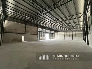 For rent warehouse in Ban Bueng, Chonburi