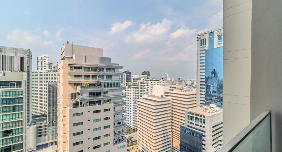 For rent and for sale 1 bed condo in Watthana, Bangkok