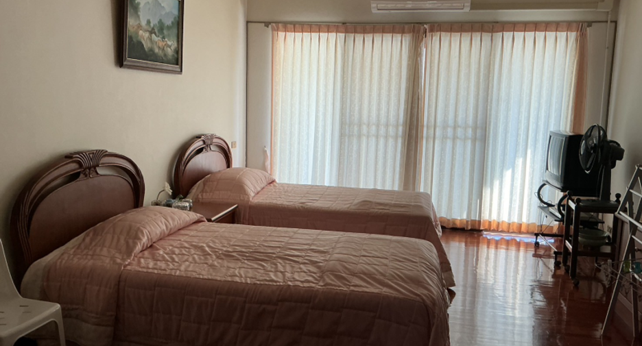 For rent 2 bedrooms condo in Cha Am, Phetchaburi