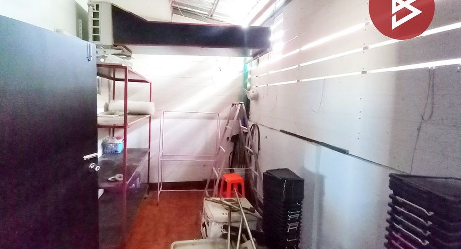 For sale 2 bedrooms townhouse in Mueang Kanchanaburi, Kanchanaburi