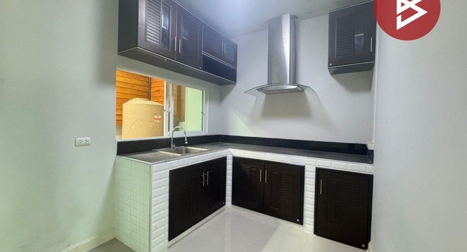 For sale 3 ベッドルーム townhouse in Mueang Pathum Thani, Pathum Thani