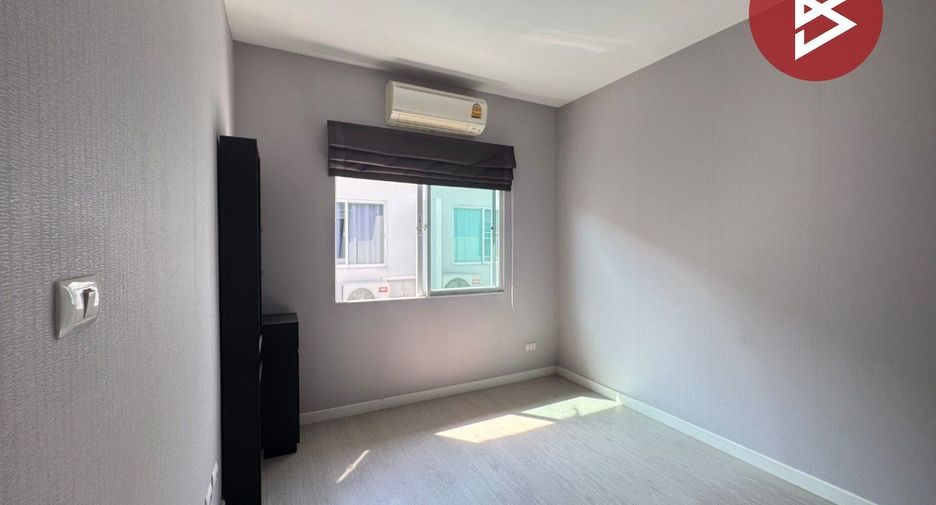 For sale 3 ベッドルーム townhouse in Mueang Pathum Thani, Pathum Thani