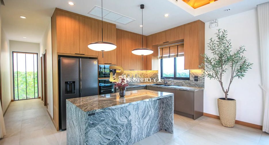 For sale 3 ベッドルーム villa in Hua Hin, Prachuap Khiri Khan