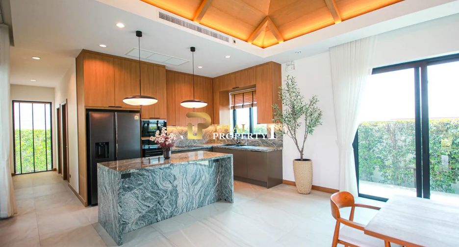For sale 3 ベッドルーム villa in Hua Hin, Prachuap Khiri Khan