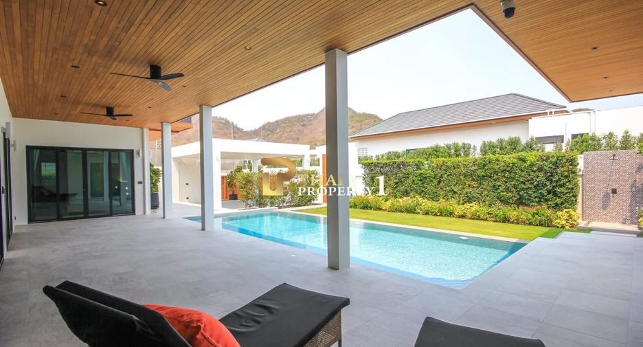 For sale 3 ベッドルーム villa in Hua Hin, Prachuap Khiri Khan