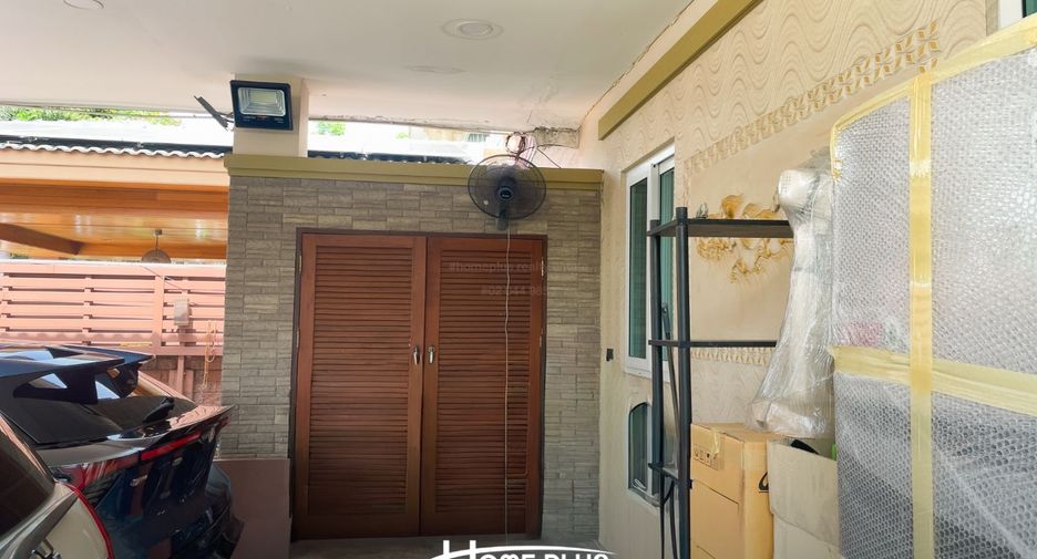 Casa en venta de 4 habitaciones en Bang Khen, Bangkok