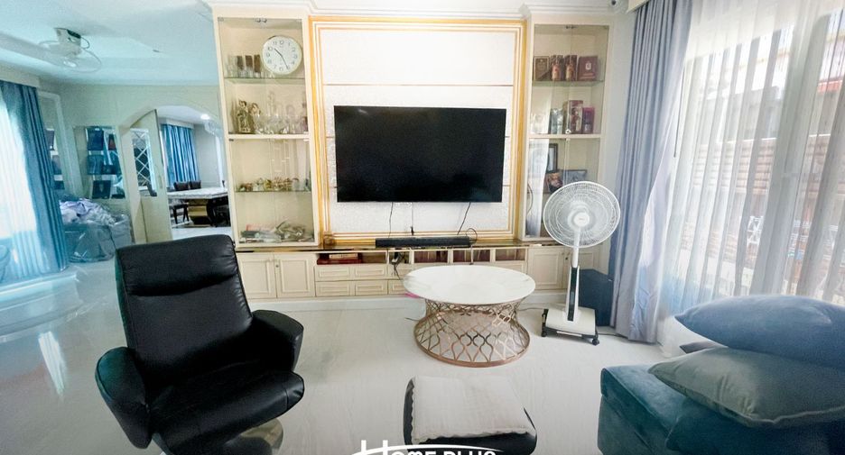 Casa en venta de 4 habitaciones en Bang Khen, Bangkok