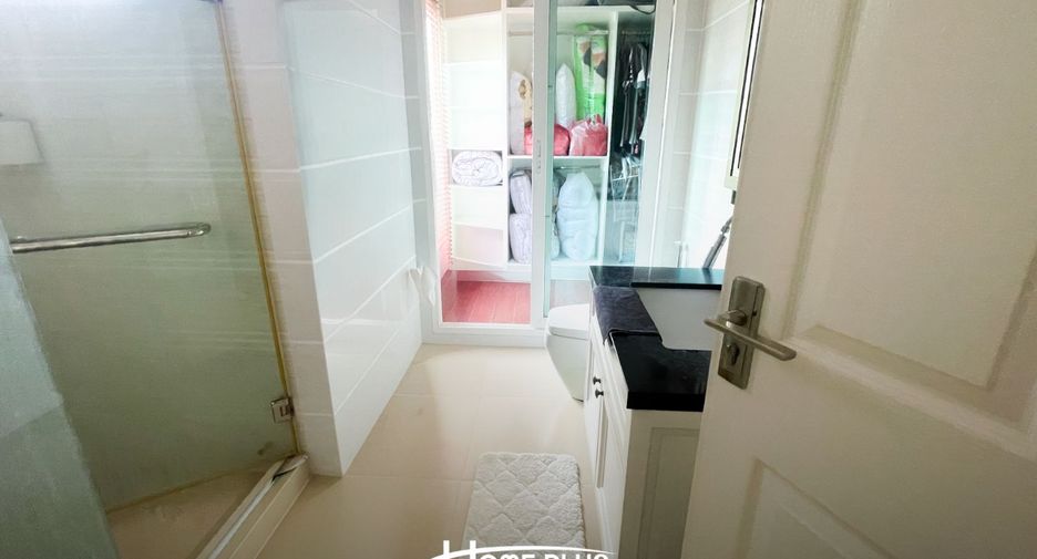Casa en venta de 4 habitaciones en Bang Khen, Bangkok