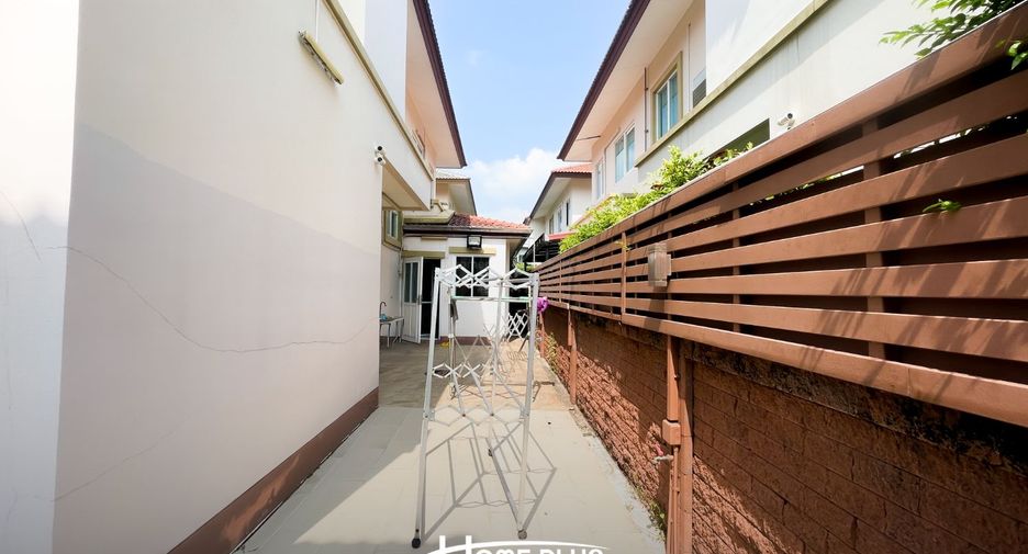 Casa en venta de 4 habitaciones en Bang Khen, Bangkok