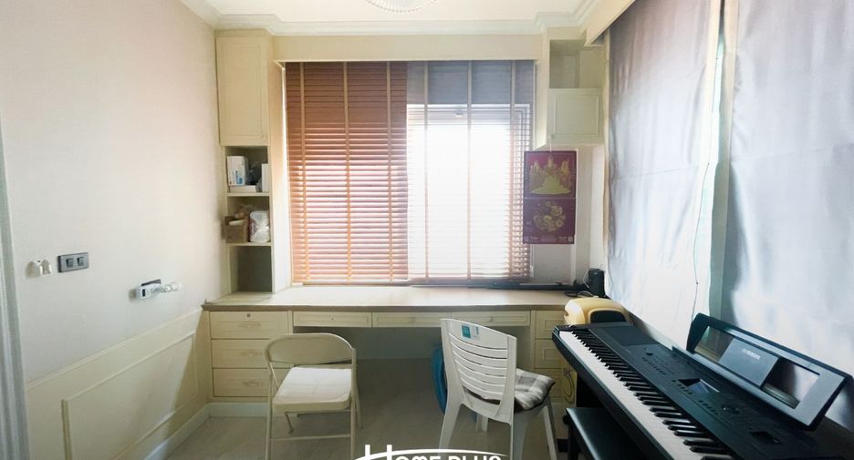 Casa en venta de 4 habitaciones en Bang Khen, Bangkok