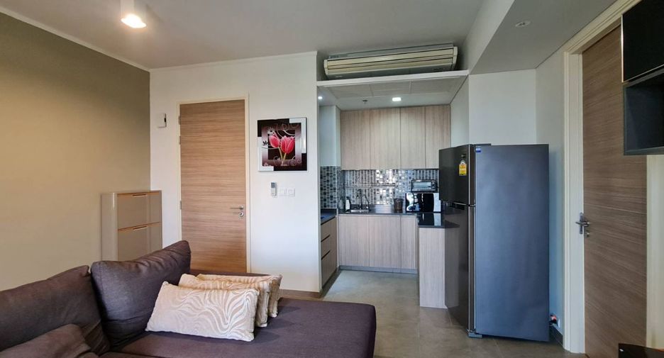 For rent 2 bedrooms condo in Bang Lamung, Chonburi