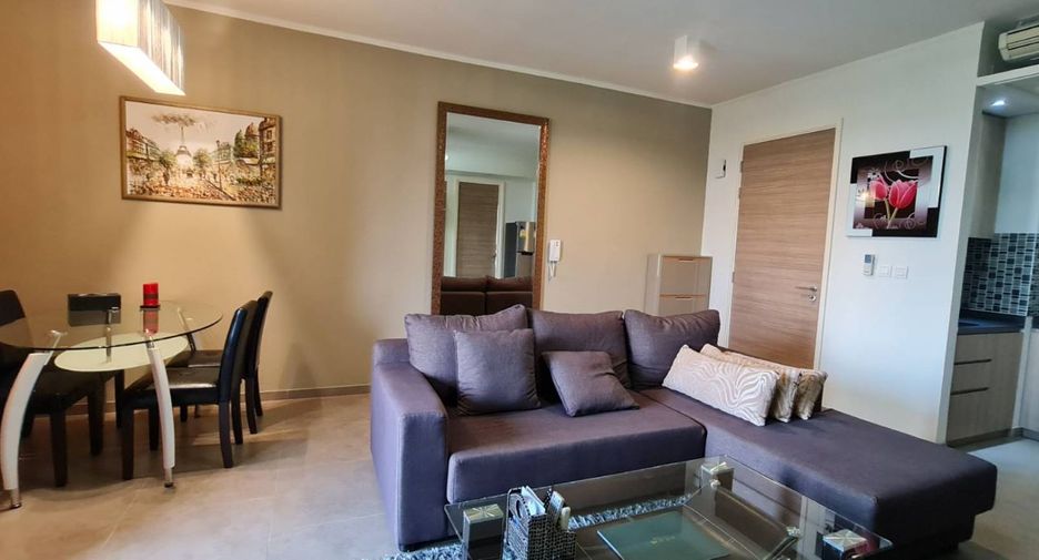 For rent 2 bedrooms condo in Bang Lamung, Chonburi