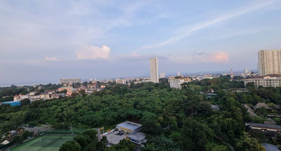 For rent 2 bedrooms condo in Bang Lamung, Chonburi