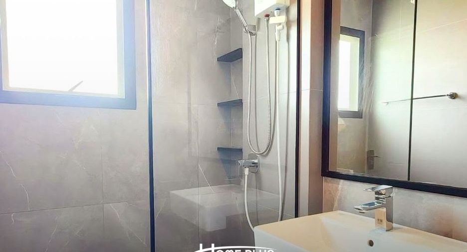 For rent and for sale 4 bedrooms house in Bang Phli, Samut Prakan