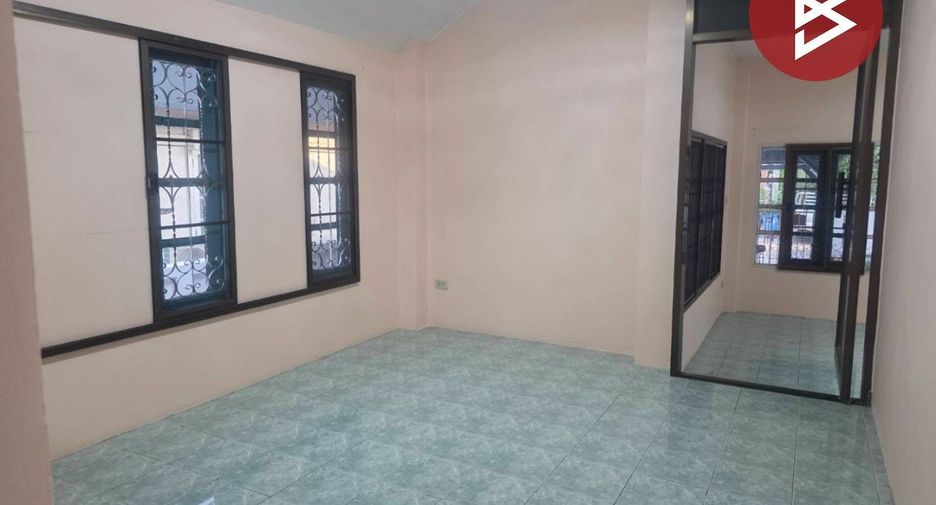 For sale 3 bedrooms house in Khlong Luang, Pathum Thani