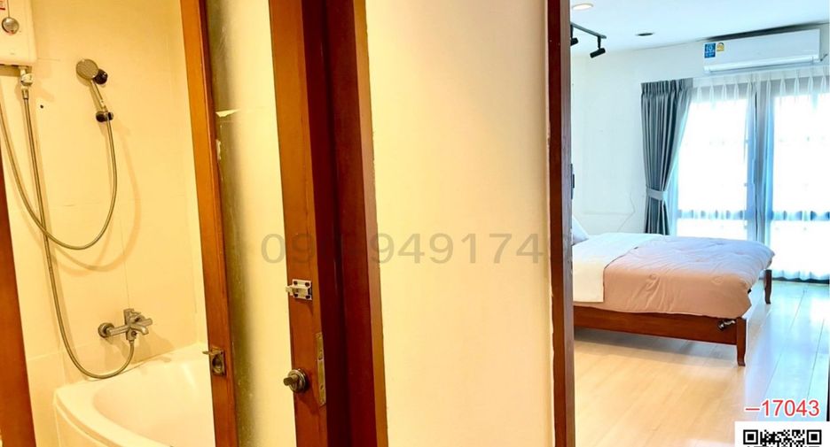 For rent 2 bedrooms house in Bang Na, Bangkok