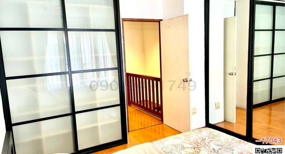 For rent 2 bedrooms house in Bang Na, Bangkok