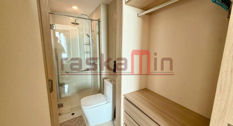 À louer et à vendre 1 chambre condo à Bang Lamung, Chonburi