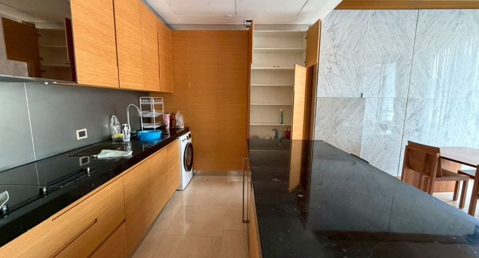 For rent 2 bedrooms condo in Sathon, Bangkok