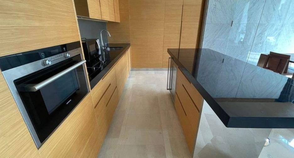 For rent 2 bedrooms condo in Sathon, Bangkok