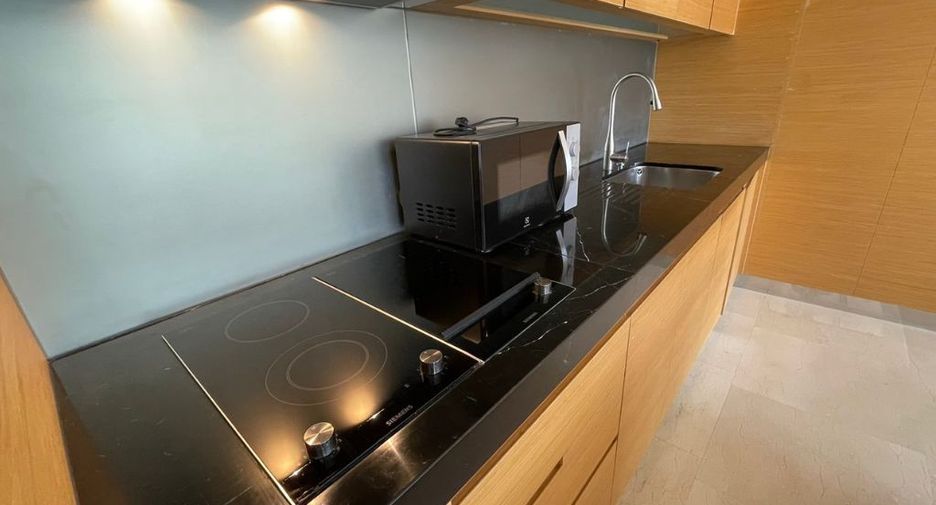 For rent 2 bedrooms condo in Sathon, Bangkok
