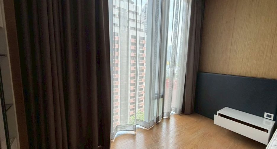 For rent 2 bedrooms condo in Sathon, Bangkok