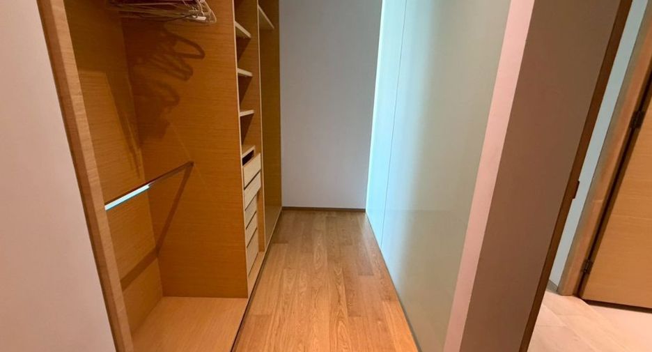 For rent 2 bedrooms condo in Sathon, Bangkok