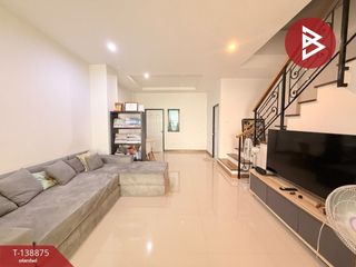 Продажа 3 спальни таунхаус в Mueang Chon Buri, Чонбури