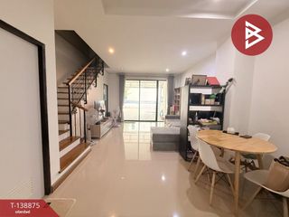 Продажа 3 спальни таунхаус в Mueang Chon Buri, Чонбури