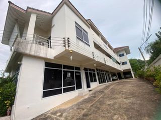 For sale 17 bedrooms apartment in Si Racha, Chonburi