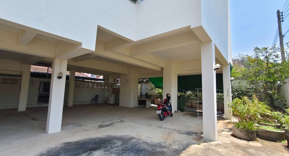 Apartment zum Kauf mit 17 Zimmer in Si Racha, Chonburi