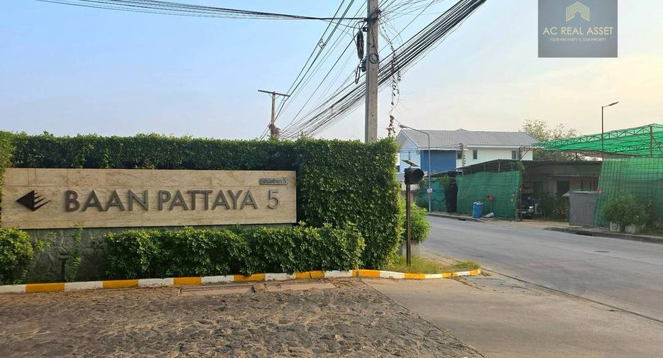 For rent 3 bedrooms villa in Huay Yai, Pattaya