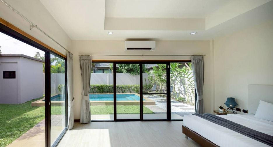 For rent 3 bedrooms villa in Huay Yai, Pattaya