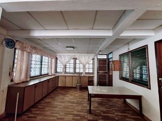 Casa adosada en venta de 4 habitaciones en Bang Na, Bangkok