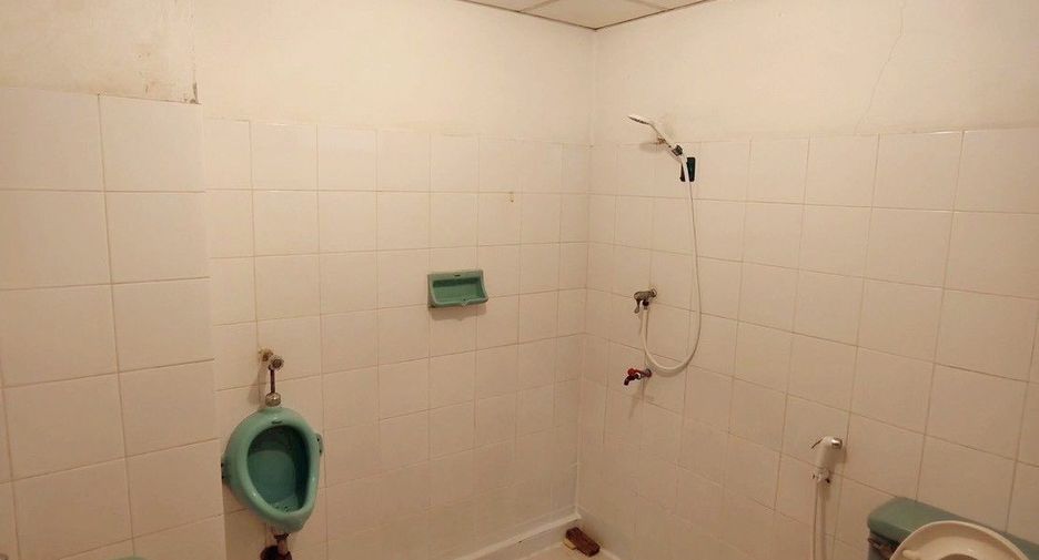 Casa adosada en venta de 4 habitaciones en Bang Na, Bangkok