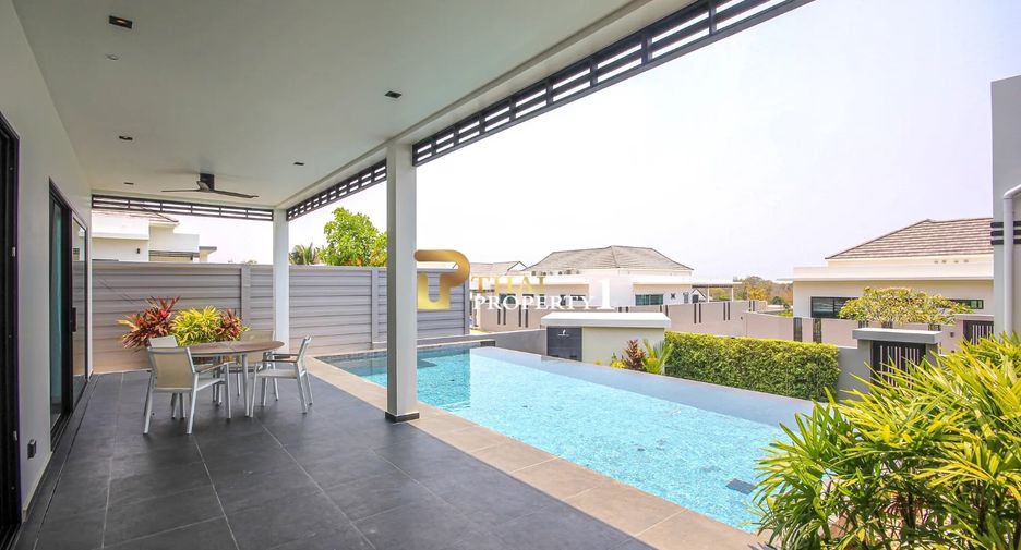 For sale 4 bedrooms villa in Hua Hin, Prachuap Khiri Khan