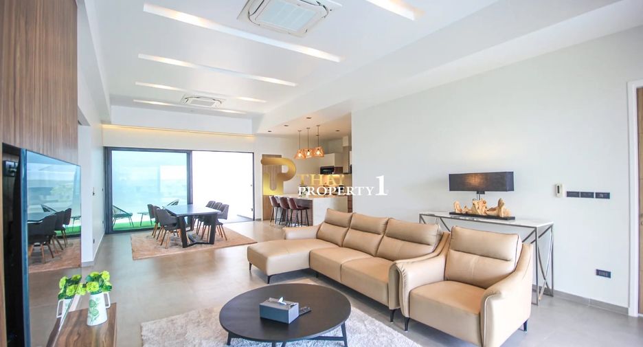 For sale 4 bedrooms villa in Hua Hin, Prachuap Khiri Khan